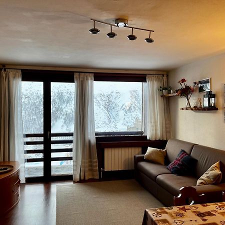 Cervinia Ski In Ski Out - Spacious Apartment بيريوِل تْشيرفينيا المظهر الخارجي الصورة